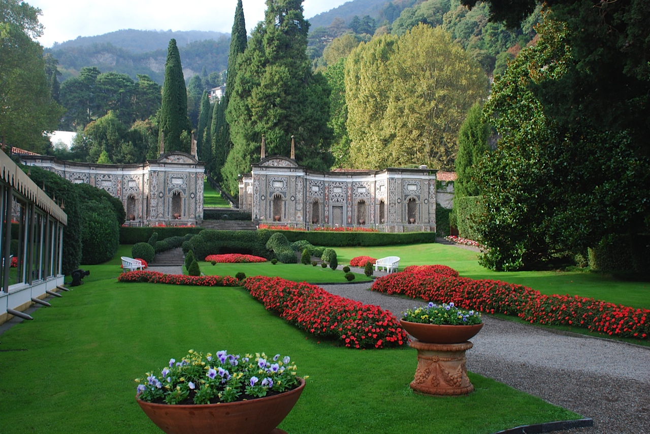 Villa D'Este & Lake Como - The Most Romantic Places In Italy - The Lux Traveller