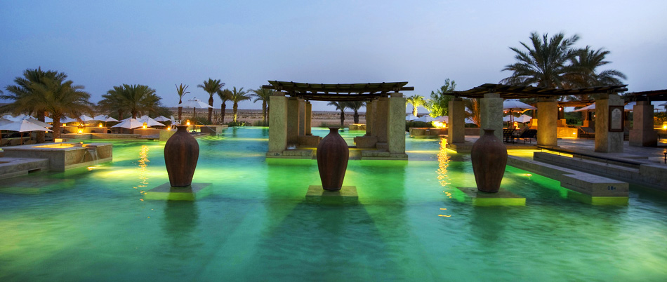 Bab-Al-Shams-pool